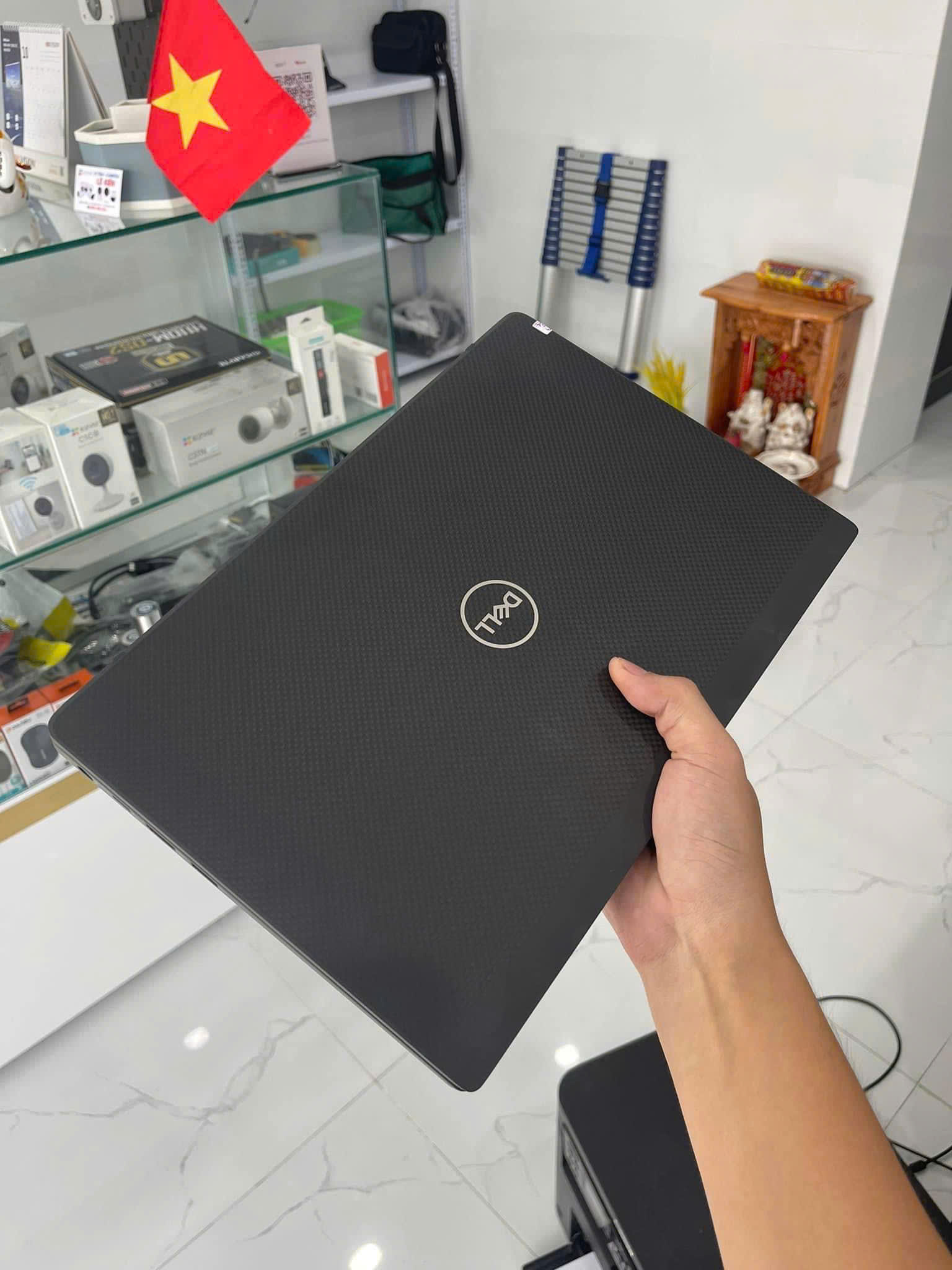 Laptop Dell Latitude 7400 i7 8665U hàng xách tay USA